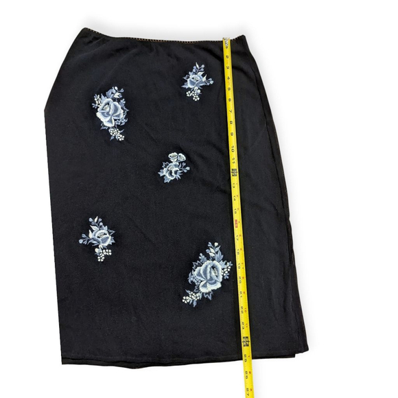 Vivienne Tam Floral Embroidered Skirt + Cami 2 piece set size 3 Small - Picture 6 of 12